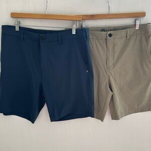 VUORI Two Pairs of Mens Pebble Performance Shorts Beige/Navy Pockets Size 33 in
